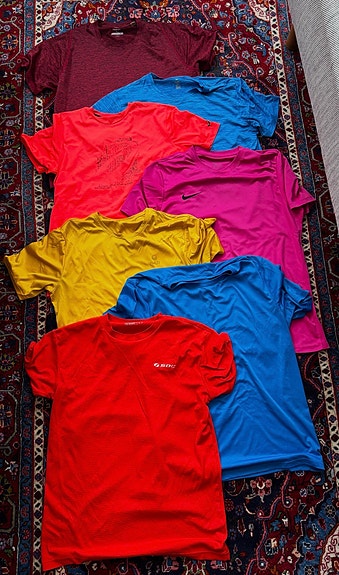 Urheilu-t-paidat koko L-XL