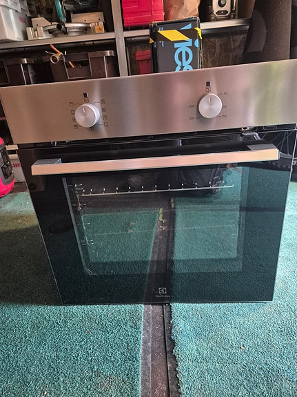 Electrolux RST kiertoilmauuni uusi