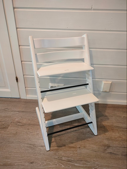 Stokke Tripp Trapp syöttötuoli valkoinen