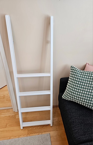 Unipuu kerrossänkytikkaat