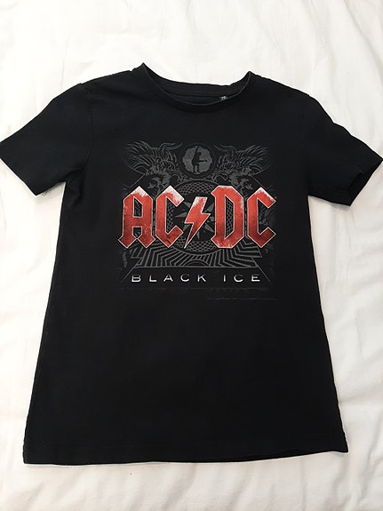 Lasten AC/DC -paita 128