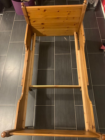 Kokopuinen Ikean jatkettava sänky