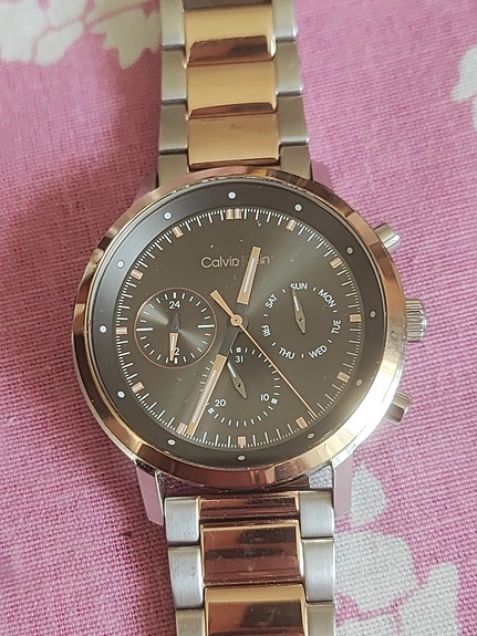 Calvin Klein miesten rannekello metallirannekkeella