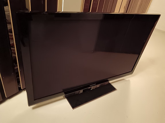 Vanha Samsungin plasma tv