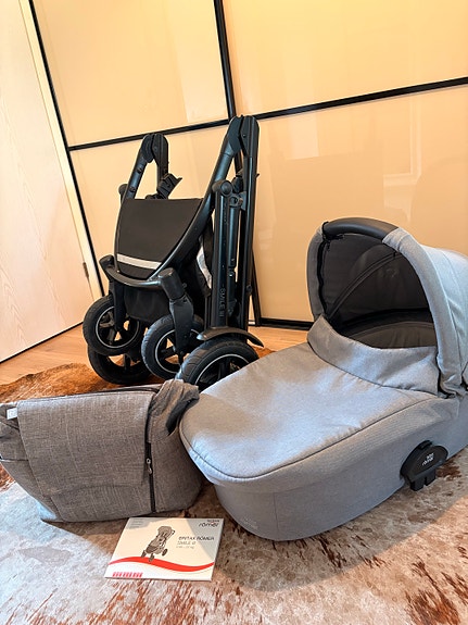 Britax Smile 3 -vaunut (+hoitolaukku)