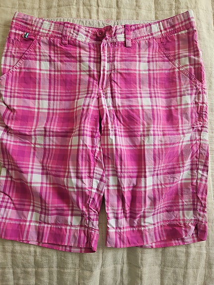 Peak Performance (golf) shortsit