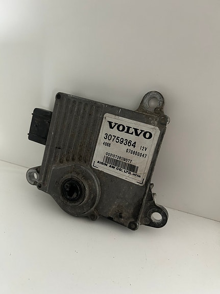 Volvo V70 mk3 automaattivaihteiston ohjainyksikkö