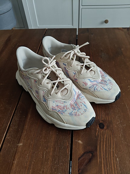 Adidas Originals Ozweego tennarit, koko 41,5