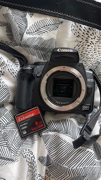 Canon EOS 350D digijärjestelmäkamera runko