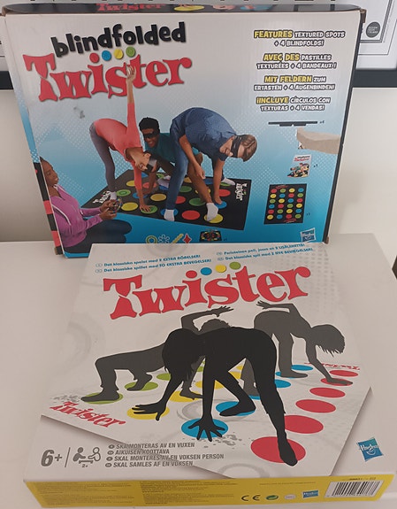 Hasbro Twister ja Blindfolded Twister lautapelit