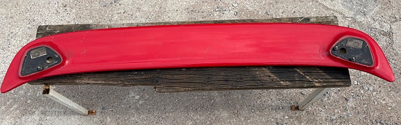 Nissan 200SX S13 punainen takaspoileri
