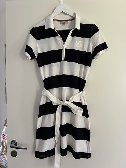 Burberry pikee mekko