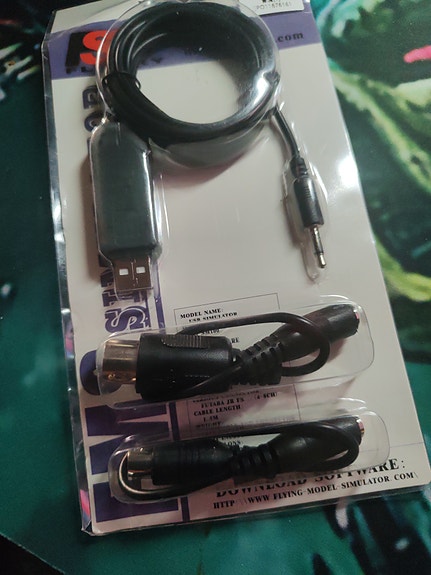 FlySky USB-Adapteri ohjaimelle.