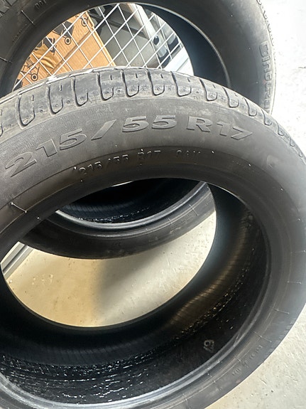 2kpl 215/55R17 pirelli kesärenkaita