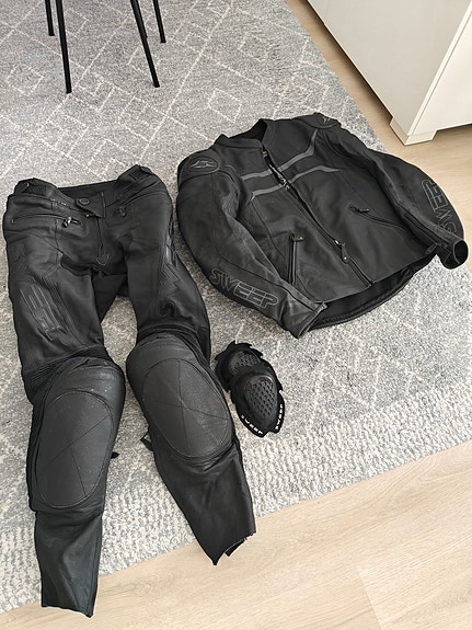 Sweep nahkainen ajotakki ja housut