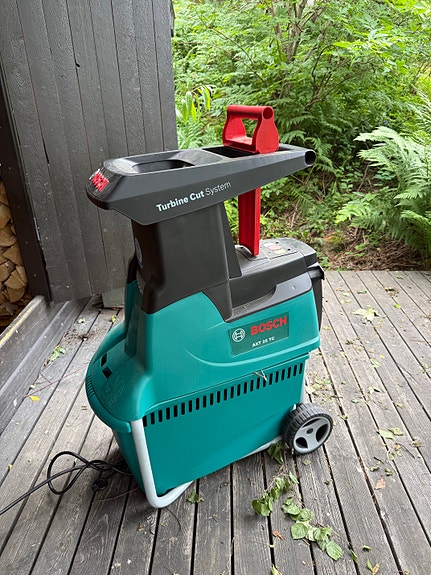 Vuokrataan Bosch AXT 25 TC oksasilppuri