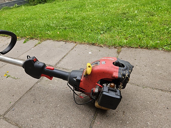 Homelite 2T trimmeri