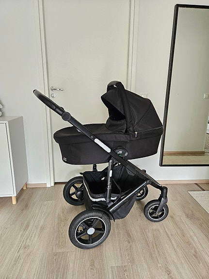 Britax Smile 3 runko + vaunukoppa