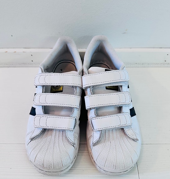Adidas Superstar kengät 34