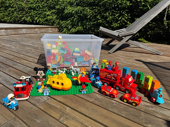 LEGO DUPLO Disney palikat ja ajoneuvot