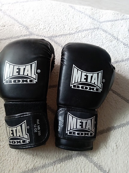 hanskat mma/ nyrkkeily