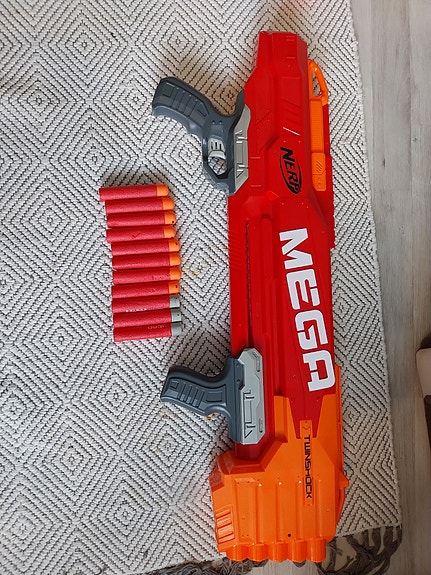 Nerf Mega leikkipyssy oranssi
