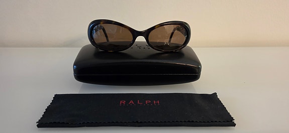 Ralph Lauren - uudenveroiset aurinkolasit RA5003
