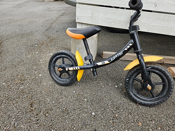 Lasten potkupyörä 10"