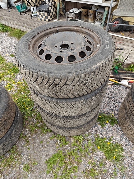 4kpl vag vanteita nastoilla