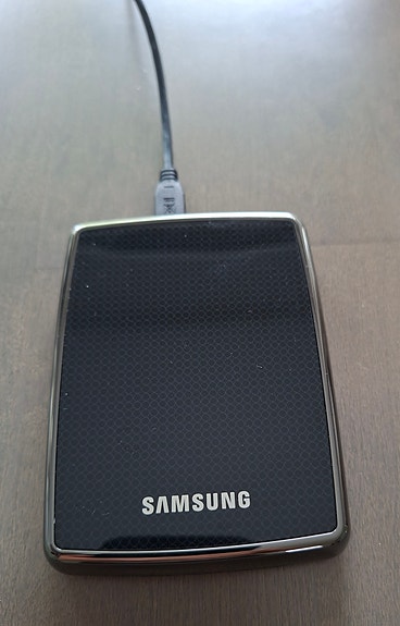 Samsung S2 Portable muisti ja kaapeli