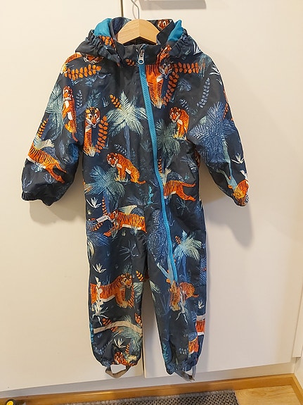 Lassie/Reima välikausipuku 92