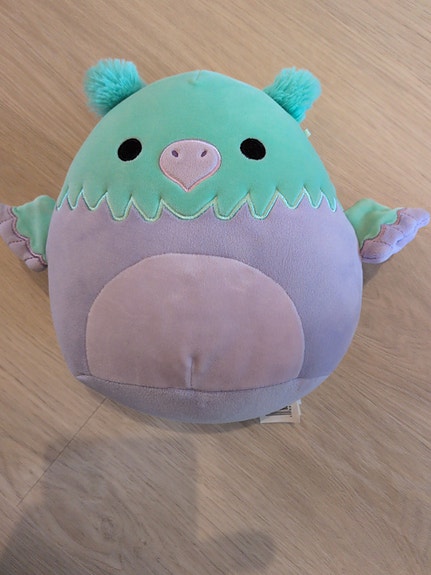 Squishmallows minerva