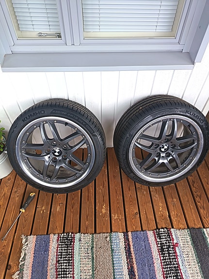 Bmw Style 71 vannesarja uusilla kumeilla