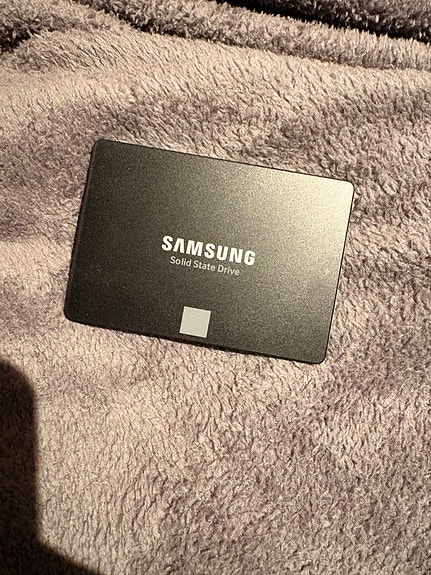Samsung 250GB SATA SSD
