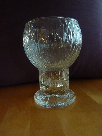 Iittala kekkerit " Punkku" PUNAVIINILASIT 4KPL. Vain nouto.