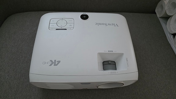 ViewSonic PX727-4K projektori