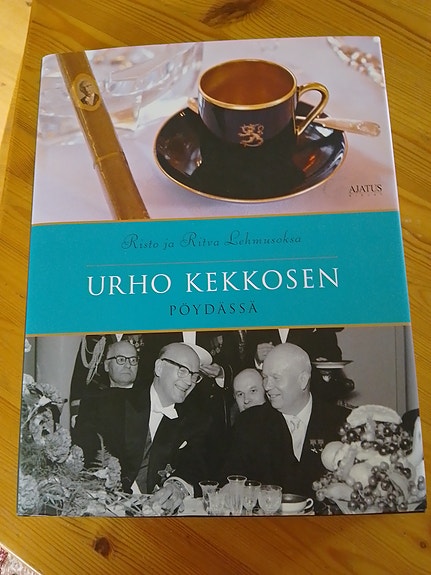 Urho Kekkosen pöydässä -kirja