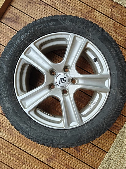 16” Kitkarenkaat alumiinivanteilla