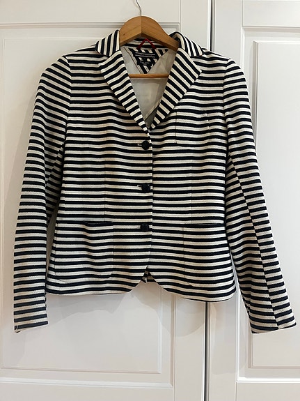 Tommy Hilfiger jakku koko 4 (xxs-xs)