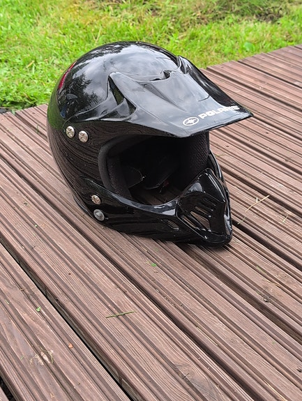 Polaris kypärä musta motocross / enduro