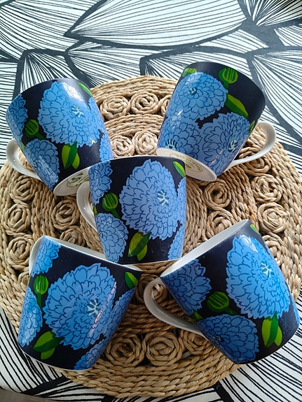 Iittala Primavera mukit tummansininen kukkakuvio, 5 kpl