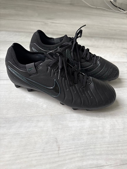 UUDET Nike Tiempo Legend PRO nappikset 38,5