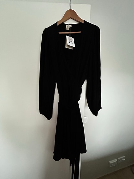 UUSI Kaiko Wrap Dress black L
