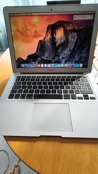 Apple MacBook Air 13" kannettava tietokone