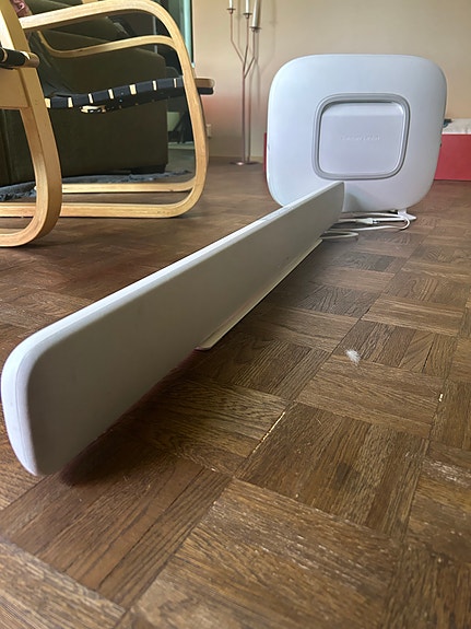 Harman Kardon valkoinen subwoofer ja soundbar