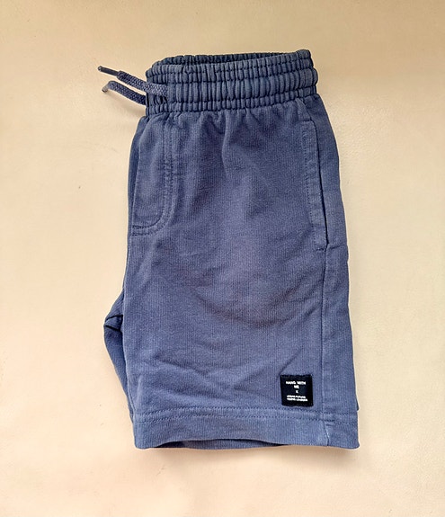 College shortsit 98/104