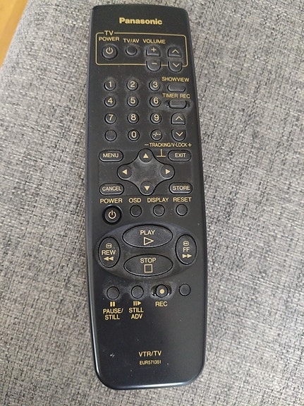 Panasonic kaukosäädin