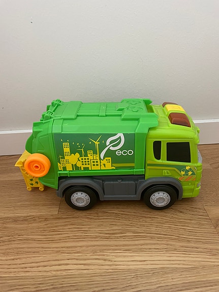 Roska-auto lelu