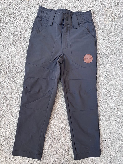 Jonathan joustavat softshell-housut, koko 110 (UUDET) unisex