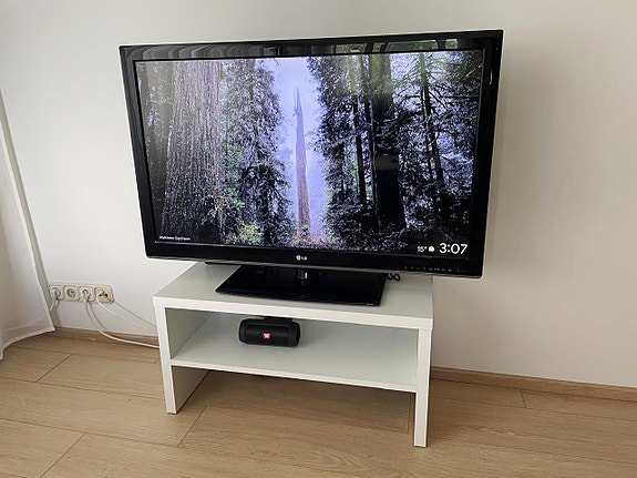 LG 42” Televisio